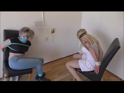 ❤️ Afhængig / bundet og kneblet / jomfru i nød Fucking video at da.hdpornpics.ru ❌️